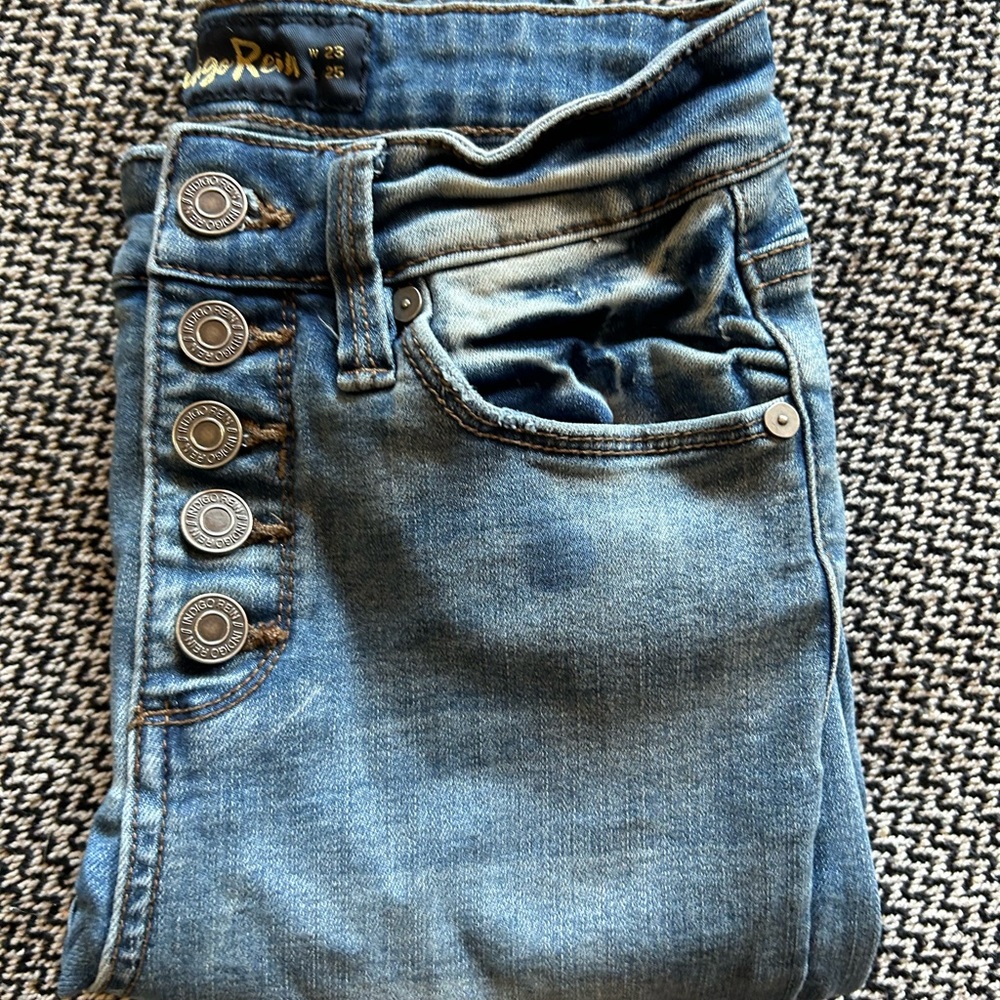 Stylish Indigo Rein Blue Jeans for Women